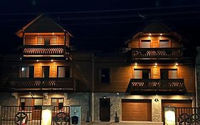 Jw Apartments
